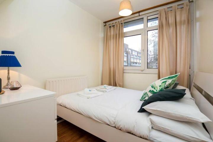 Cosy Room With Smart Tv In Central 런던 외부 사진